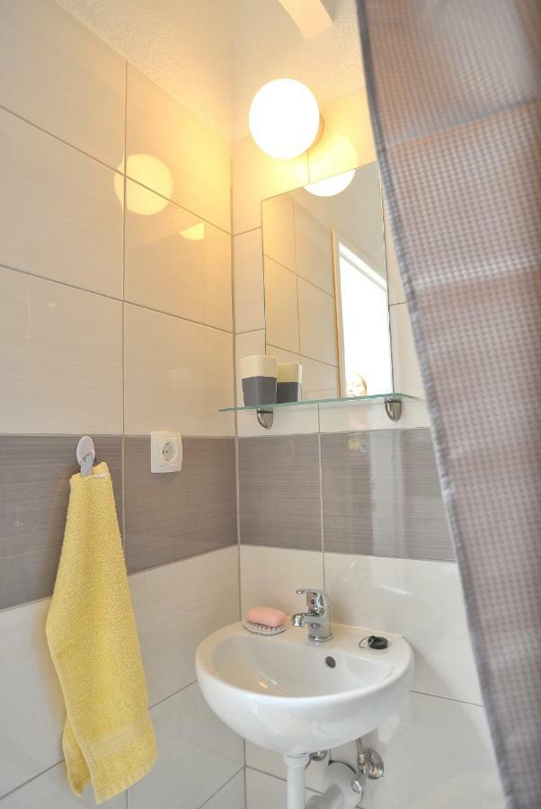 Apartments Sonia & Ana Trogir Exterior photo