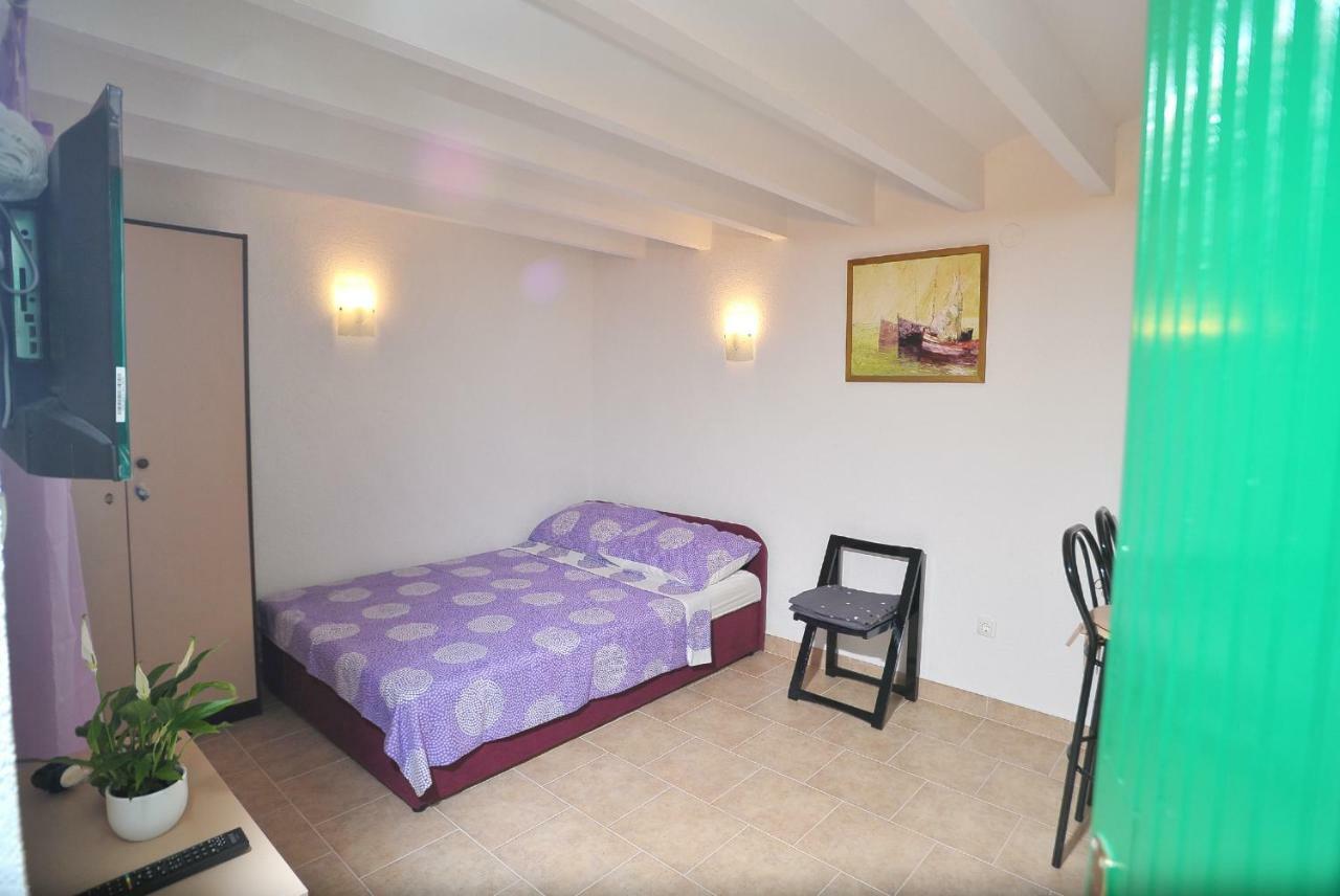 Apartments Sonia & Ana Trogir Exterior photo