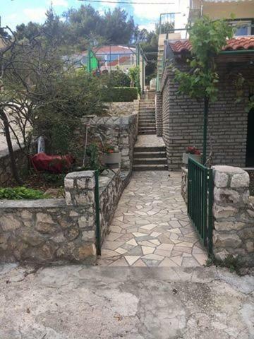 Apartments Sonia & Ana Trogir Exterior photo